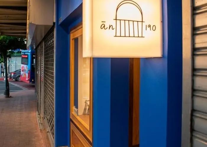 An190 Boutique Отель
